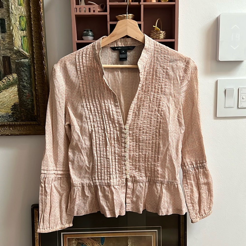 Gorgeous Marc Jacobs blouse size 4